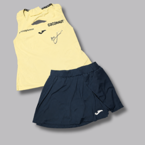 Strój Magdy Linette z autografem – Australian Open 2026